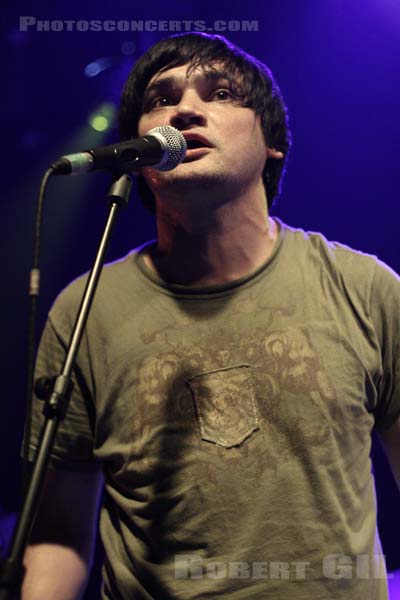 AND YOU WILL KNOW US BY THE TRAIL OF DEAD - 2007-03-11 - PARIS - Trabendo - Conrad Keely